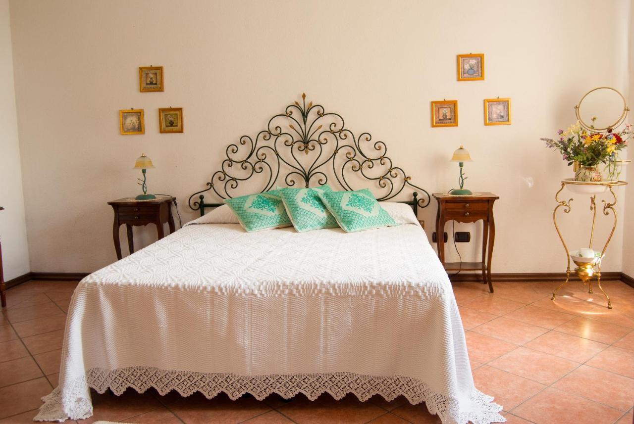 Villa Aurora Olbia Bagian luar foto