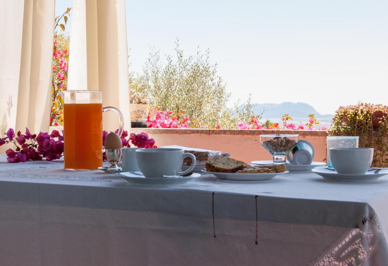 Villa Aurora Olbia Bagian luar foto